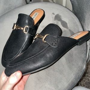 Steve Madden Kandi Black Leather slip-on mules